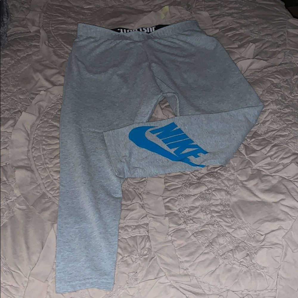 Nike cotton Capri legging